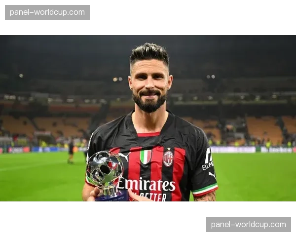 AC米兰与老将吉鲁续约一年，后者表示这将是在米兰的最后一个赛季