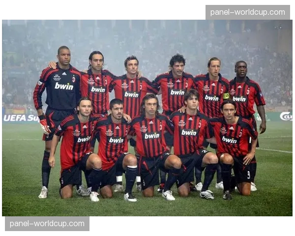 AC米兰签下19岁前锋科斯蒂奇，球员将于2026年7月正式加盟